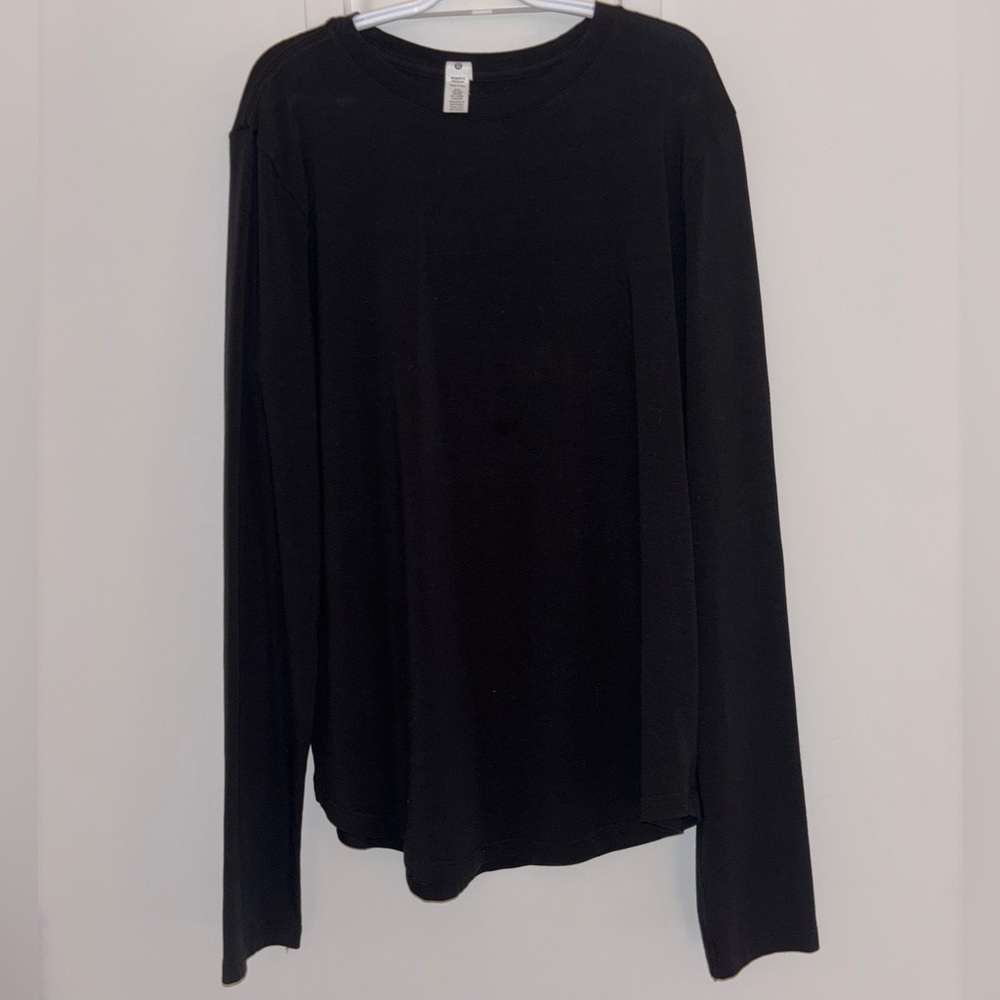 Lululemon Black Long Sleeve Shirt